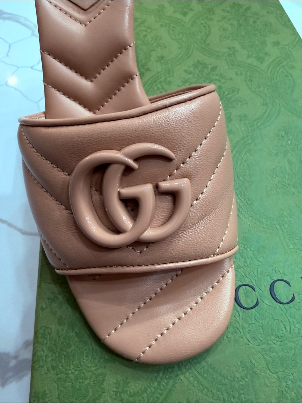 Gucci Nappa Matelassé GG Marmont Slides – Size 6 - Picture 9 of 9